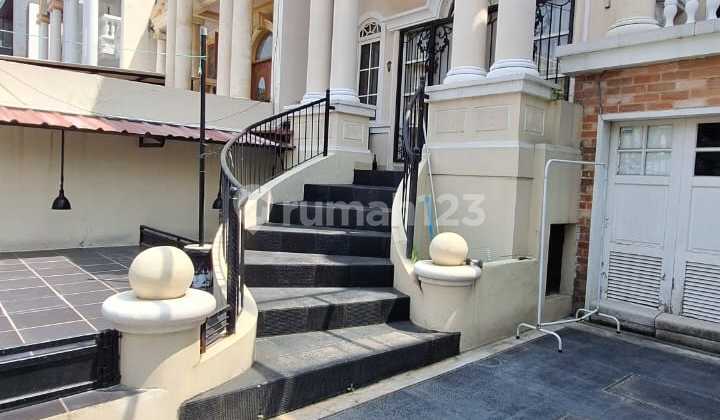 Rumah di Katamaran Pantai Indah Kapuk - Unfurnished