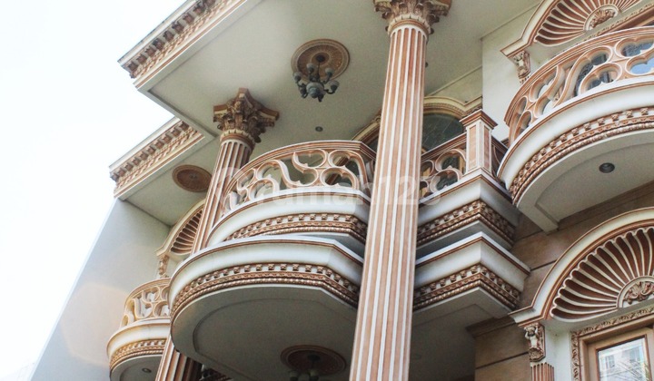 Land Area 455 m2, Luxury Classic, Artha Gading, House in Kelapa Gading, North Jakarta