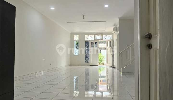 Rumah Kelapa Gading Siap Huni Bagus Rapi Strategis Jakut