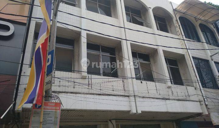 kan ruko super strategis di boulevard  kelapa gading jakut
