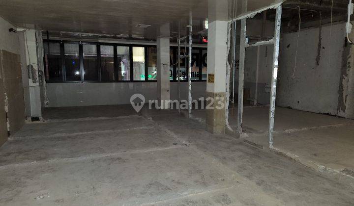 Ruko gandeng 4 sunter kemayoran parkiran super luas jakut