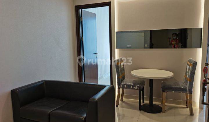 Jual Apartemen The Kensington Suites Furnished kelapa gading 2