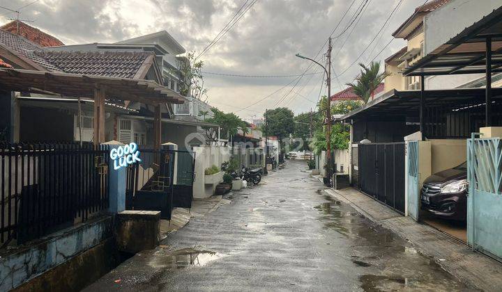 Jual rumah hitung tanah jalanan lebar Komplek Migas jakarta barat 1