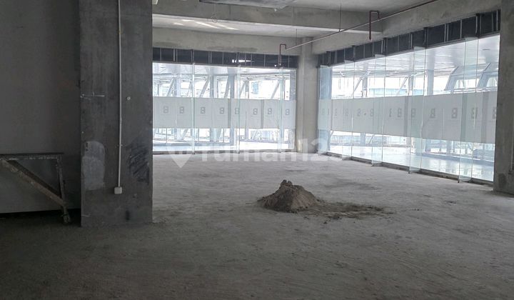 Affordable Ready-to-Use Office Space at Landmark Pluit, North Jakarta