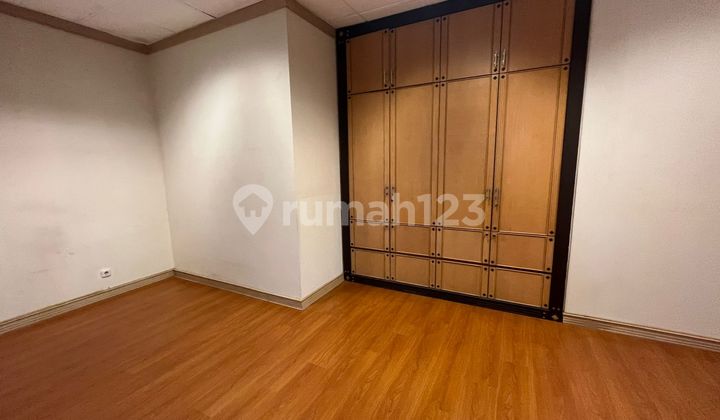 Ruang Kantor Menara Sudirman Senayan Siap Pakai Jaksel