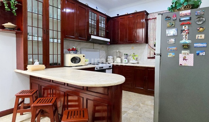 Rumah Mewah Kebayoran Lama Jaksel Siap Huni Lokasi Strategis 2