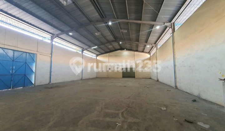 Warehouse for Rent in Sunter 1388 M² Unfurnished Warehouse for Rent in Sunter 1388 M² Unfurnished