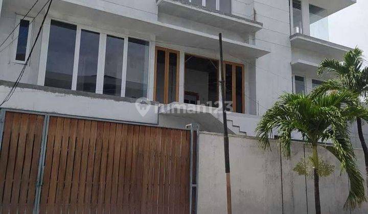 Jual Cepat Rumah Bangunan Baru di Sunter, 3 Lantai 1