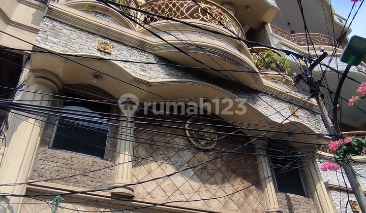 Rumah Dijual Pademangan - L T 75 M2