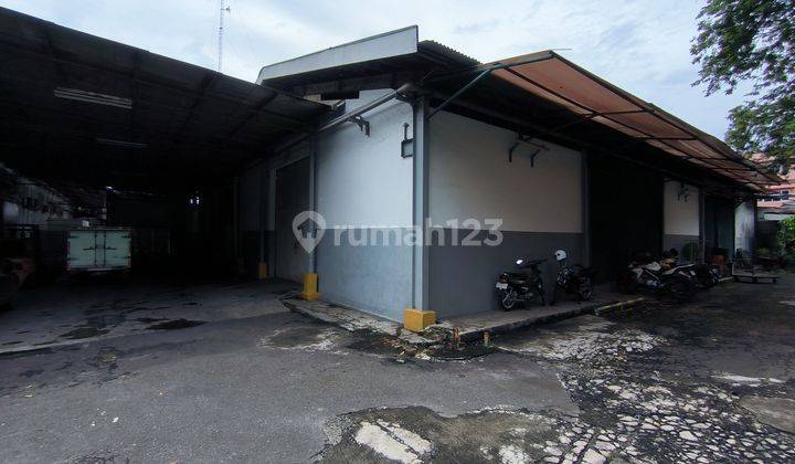 5 Menit Dari Akses Tol, Luas Tanah 4.978m², Akses Kontainer 40ft, Gudang di Pulo Gadung 2