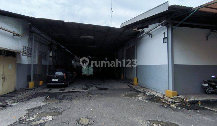 5 Menit Dari Akses Tol, Luas Tanah 4.978m², Akses Kontainer 40ft, Gudang di Pulo Gadung 2