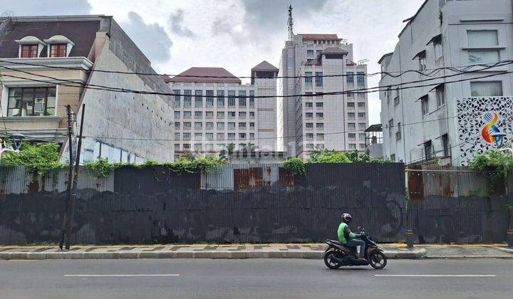 51 Juta Per Meter, Zona Komersil, Luas Tanah 680m², Tanah Di Kebayoran Baru 1