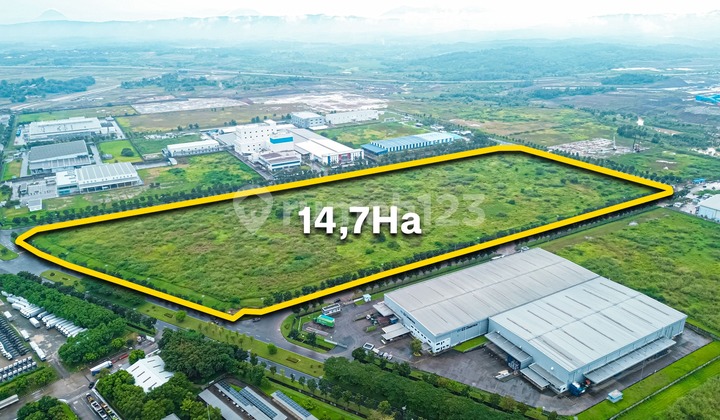 IDR 2.65 Million Per Meter Negotiable, Area 14.7 Hectares, Surya Cipta Industrial Estate, Land in Karawang. IDR 2.65 Million Per Meter Negotiable, Area 14.7 Hectares, Surya Cipta Industrial Estate, Land in Karawang.