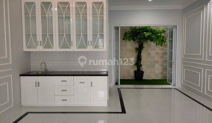 Full Kitchen Set, Lantai Full Granit, Carport 3 Mobil, Rumah Di Pondok Kopi 1