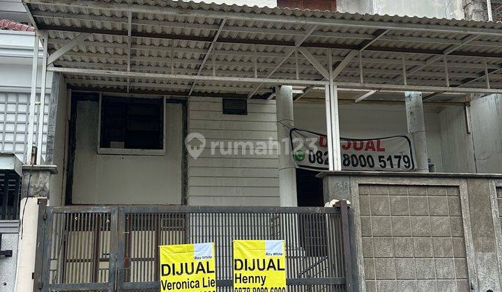 Ga Ada Lagi Rumah Griya Inti Sentosa Jalanan Utama Langka 1