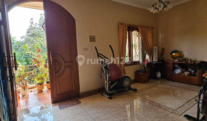 Rumah Bagus Rapi Depan Taman Griya Pratama Kelapa Gading 1