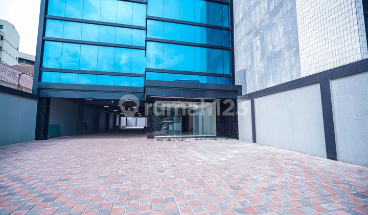 Office Building For Sale in Menteng, Central Jakarta Office Building For Sale in Menteng, Central Jakarta