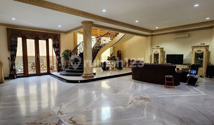 Rumah Mewah Villa Gading Indah Semi Furnish Rumah Mewah Villa Gading Indah Semi Furnish