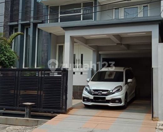 Modern Minimalist House in Kelapa Gading