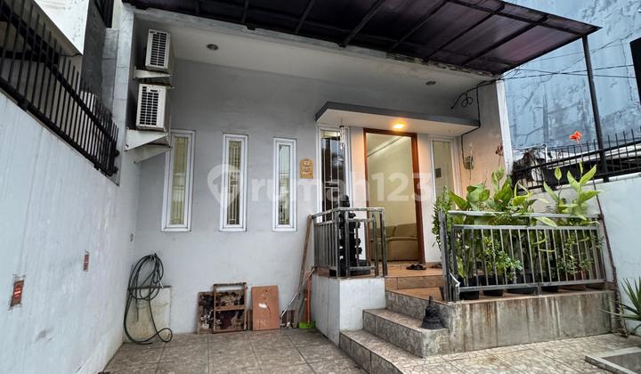 West Cengkir House Ready to Live Wide Road