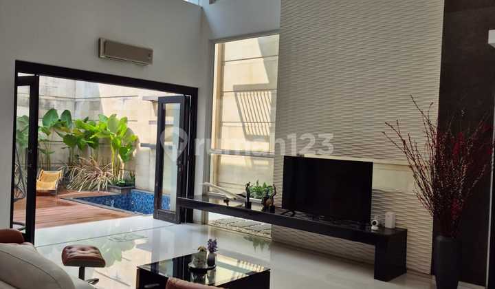 Beautiful Mediterranean-Style House for Immediate Occupancy in Kelapa Gading