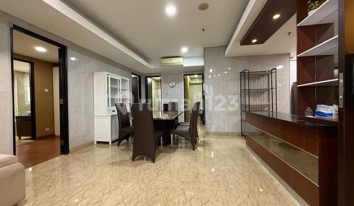 Apartemen Royale Springhill Lantai Tinggi 1