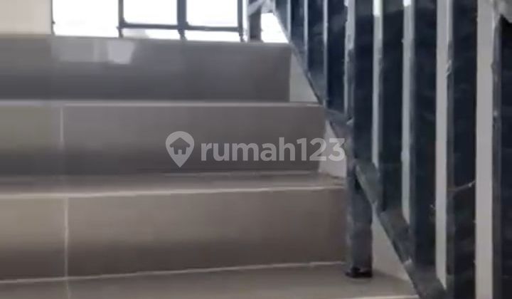 FOR SALE Cheap Need money 2-front shophouse in Sedayu City Kelapa Gading