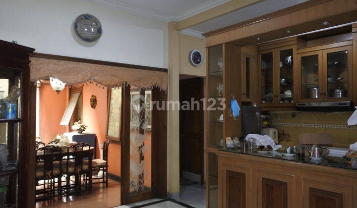 Rumah Klasik di Anggrek loka sektor 2.2 BSD (tnti) 5