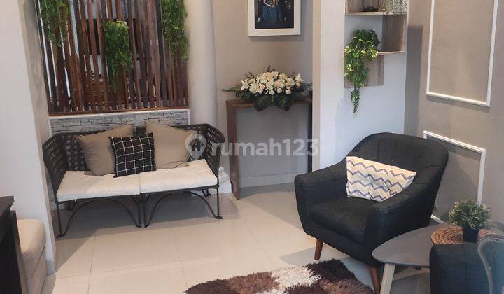 Rumah Siap Huni Hadap Selatan di Alicante (pau) 2