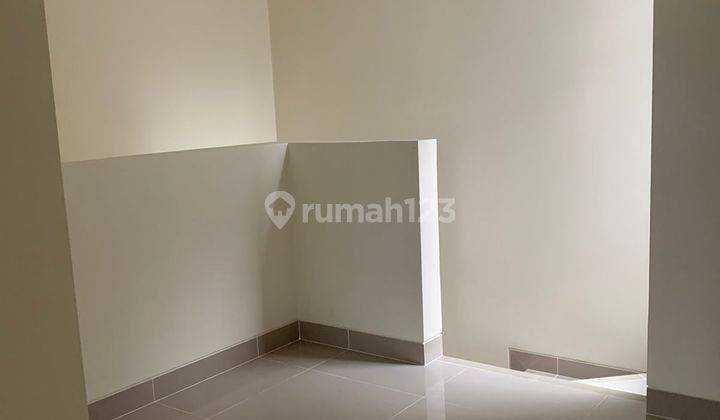 Disewakan Rumah Baru di Cluster Baroni Gading Serpong (mel) 8
