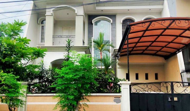 Rumah Fully Furnished Siap Huni di Taman Villa Meruya 1