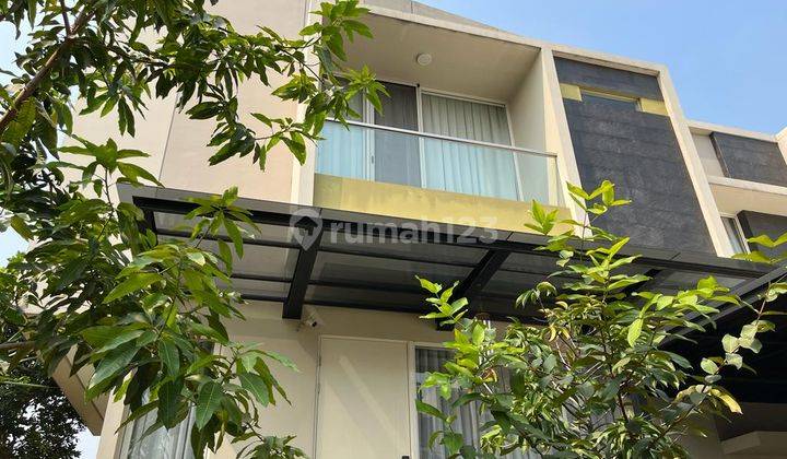 Rumah 2 Lantai Full Furnished di Cluster Mozart Symphonia 2