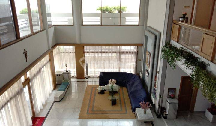 Rumah Classic Dijual di Taman Kebun Jeruk Jakarta Barat (mni) 1