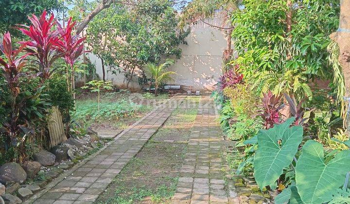 Rumah Mewah Private Pool Siap Huni di Ciputat Tangerang Selatan 2