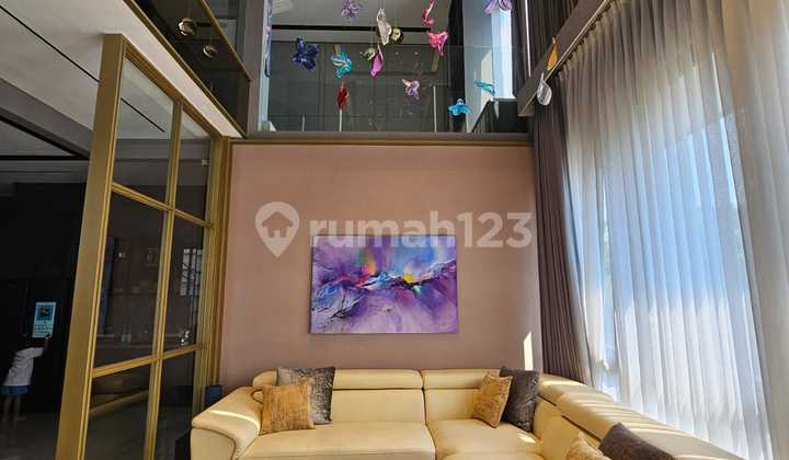 Sell Fast!! Price Drop!! Luxury House in Navapark BSD (Wt) 2