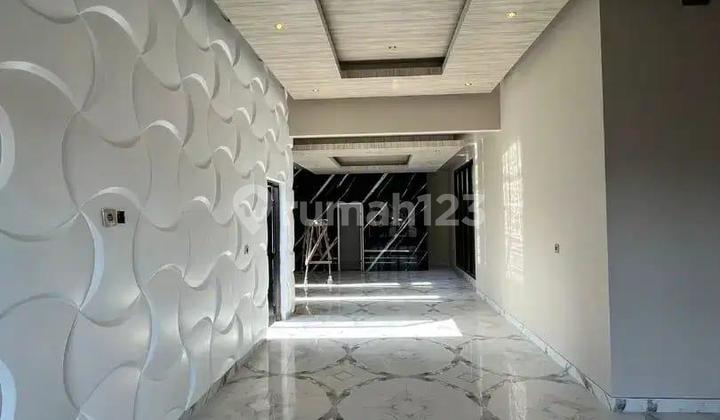 For Sale Nice House, 3 Floors, Private Pool, Move-In Ready, In Graha Raya 2