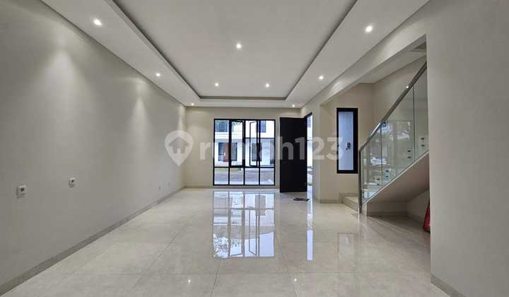 Rumah Siap Huni, di Cluster Azura Vanya Park BSD (Wt)