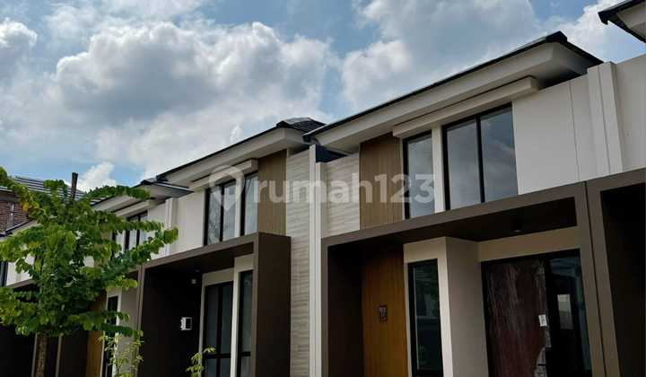 For Sale, Good House Ready to Occupy, At Cluster Belle Fleur - Citra Garden Serpong 2