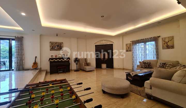 Modern Classic Hook House in BSD The Green (Hny.efbsd) 2