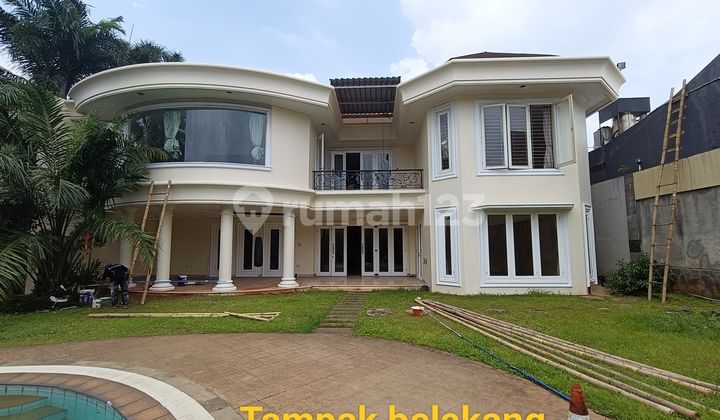 Rumah Ada Kolam Renang Di Cilandak Timur Jakarta Selatan