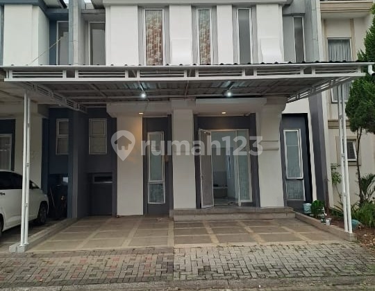 Rumah Bagus Hadap Utara di Vivacia Eminent Bsd (Aud) Rumah Bagus Hadap Utara di Vivacia Eminent Bsd (Aud)