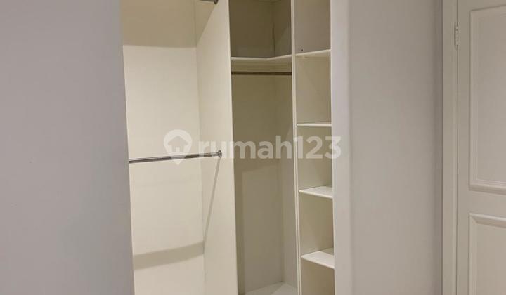 For Rent Beautiful, Luxurious, Mediterranean-Style House at Lippo Karawaci Golf 2