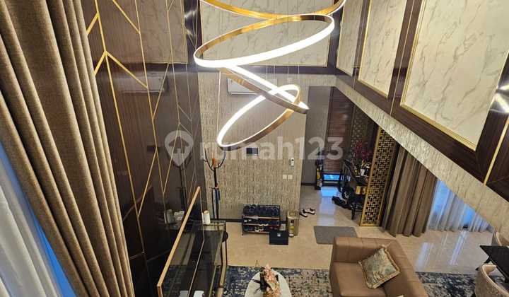 Turun Harga, Rumah Full Furnish, di Zora Bsd (Wt) Turun Harga, Rumah Full Furnish, di Zora Bsd (Wt)