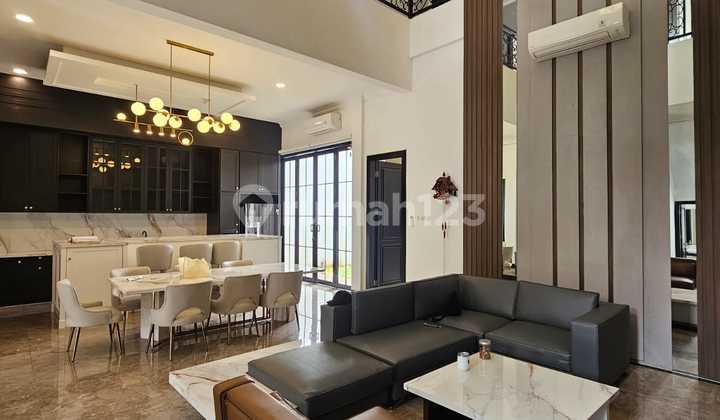 Rumah Baru Bangunan Mandiri di Sektor 1 Gading Serpong