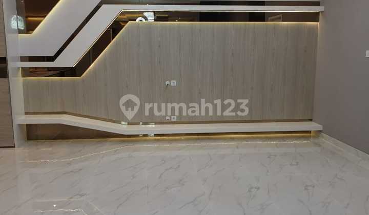 Turun Harga, Rumah Siap Huni di Menaggio Gading Serpong (Aud) 2