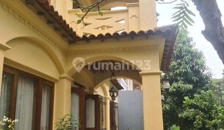 Disewakan Rumah Bagus, Asri, Siap Huni, Di The Greem BSD 2