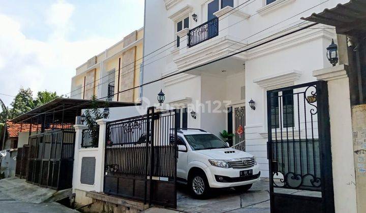 Rumah di jual, Lin 1