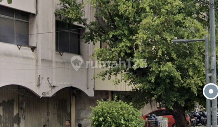 Ruko Di Jual, Di Kota 