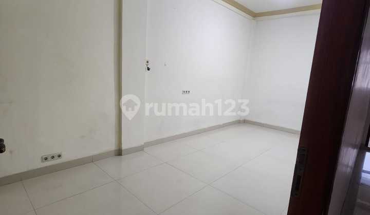 Rumah di Jual, di Bandengan 2