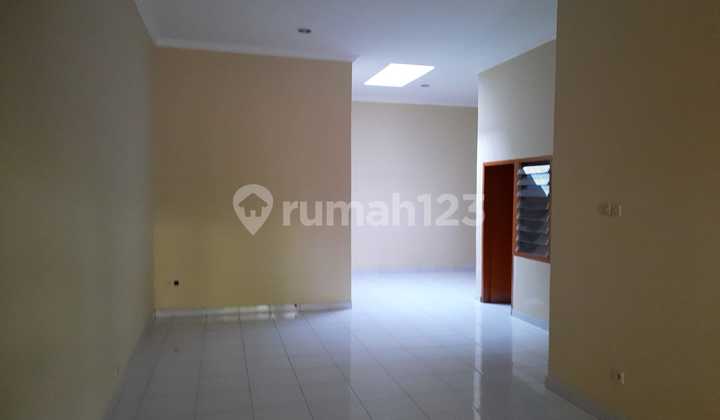 Dijual Rumah Taman Kota Ukuran 7X16 Jakarta Barat 2